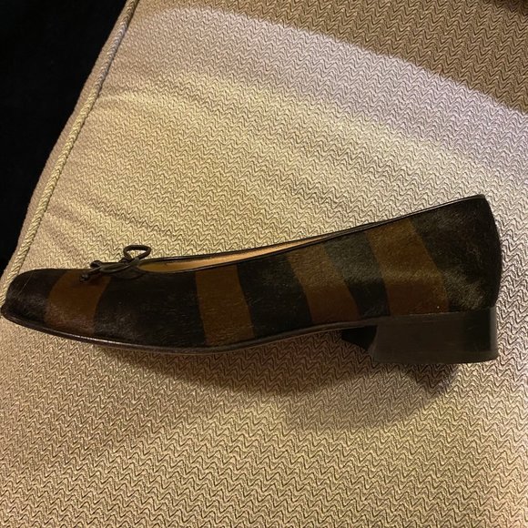 Salvatore Ferragamo Ponyhair Black and Brown Ballet Flats / Heels with Bow - Picture 2 of 3